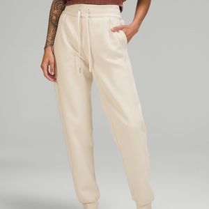 Lululemon High Rise Scuba Joggers